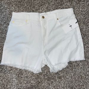 7FAMK NWT shorts Raw ham mid rise 4 inch inseam